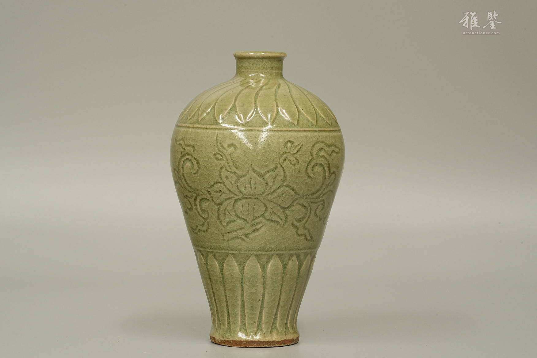 明 天龙寺龙泉青瓷梅瓶 日本桐箱附 本物保证